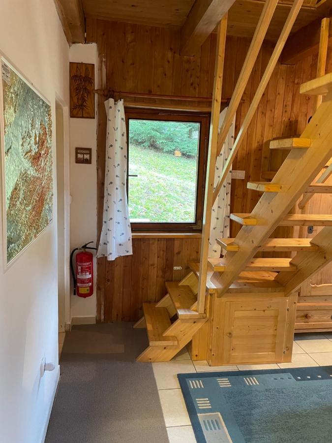 Horska Chalupa Pluskovjanka Velke Karlovice Bagian luar foto